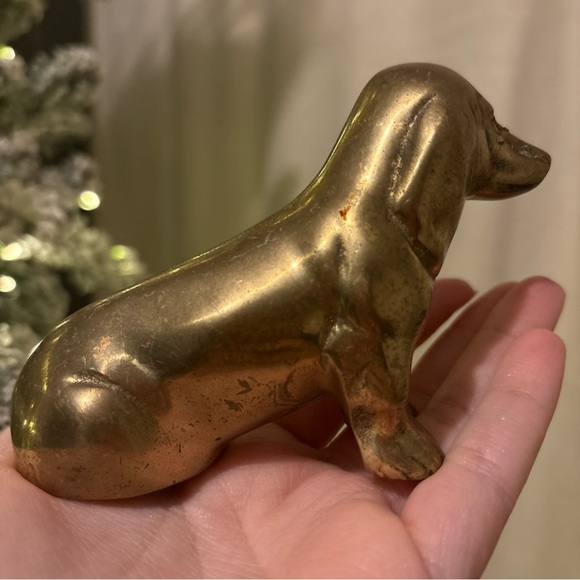 Vintage Solid Brass Dachshund Dog Figurine Paper Weight Bookshelf Cottage Hunt - Picture 3 of 7